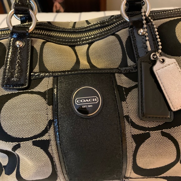 Used Cloth Coach Bag - Picture 3 of 5